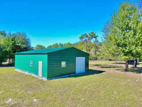 383 N State Road 21 Hawthorne FL 32640