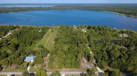 306 Lakeshore Drive Starke FL 32091