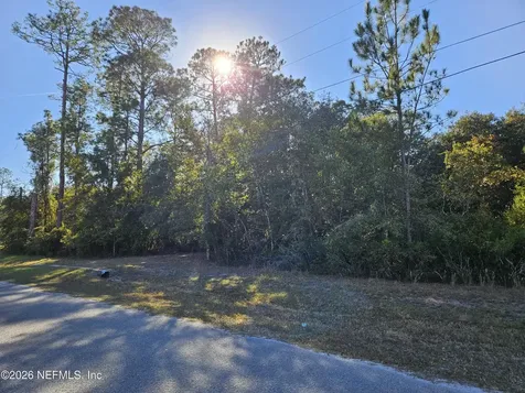 306 Lakeshore Drive Starke FL 32091