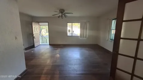 8956 5th Avenue Jacksonville FL 32208