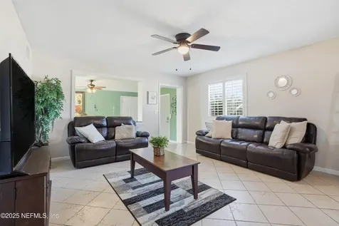 7074 Barkwood Drive Jacksonville FL 32277