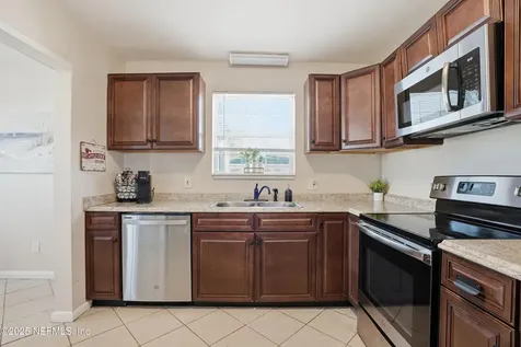 7074 Barkwood Drive Jacksonville FL 32277