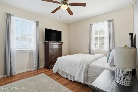 7074 Barkwood Drive Jacksonville FL 32277
