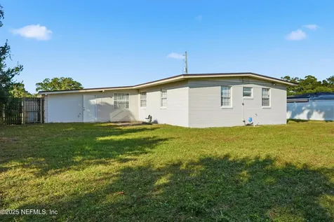 7074 Barkwood Drive Jacksonville FL 32277