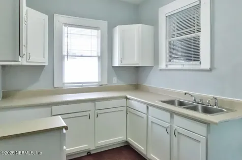 29 W 21st Street Jacksonville FL 32206