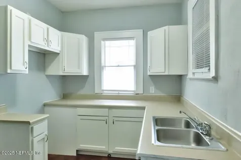 29 W 21st Street Jacksonville FL 32206