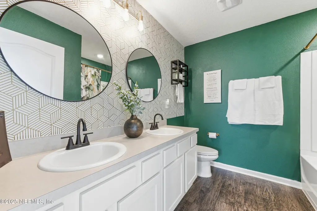 2437 Falling Star Lane Green Cove Springs FL 32043