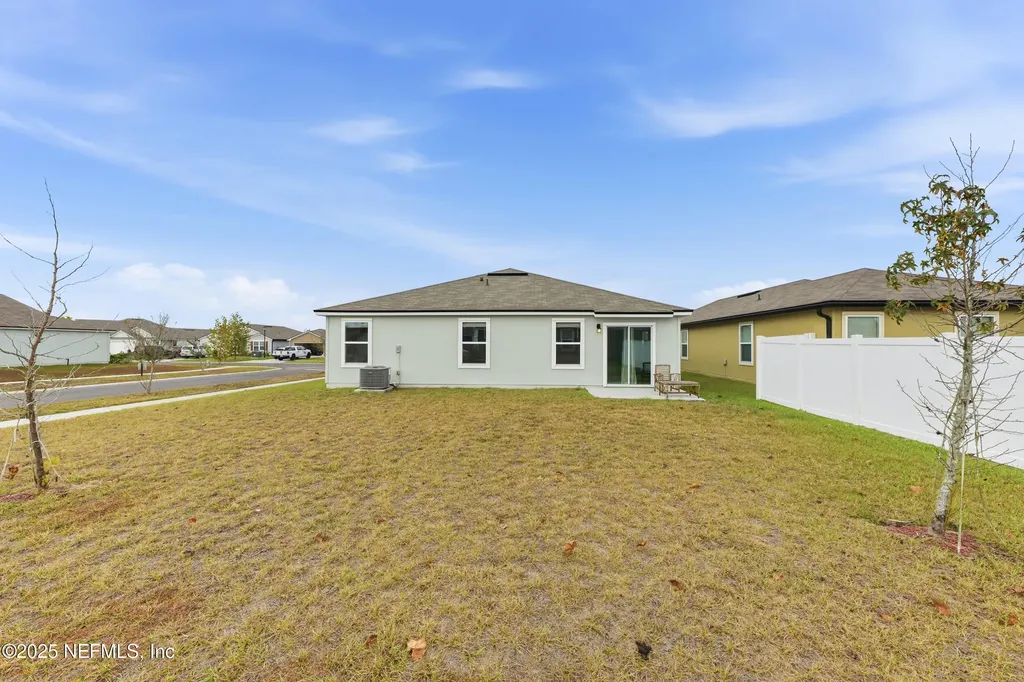 2437 Falling Star Lane Green Cove Springs FL 32043