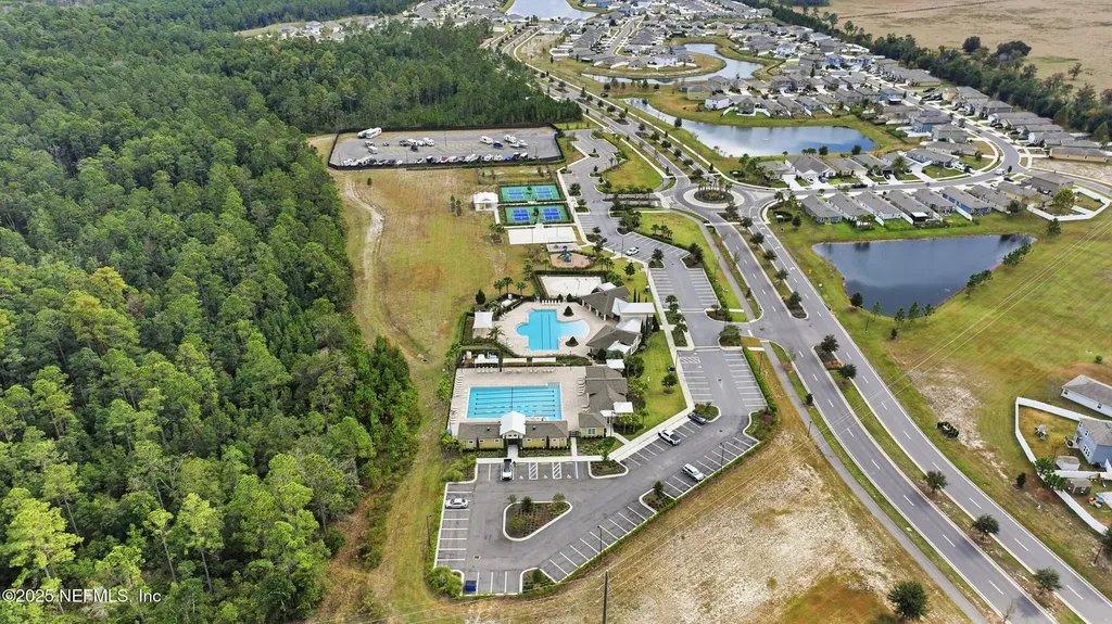 2437 Falling Star Lane Green Cove Springs FL 32043