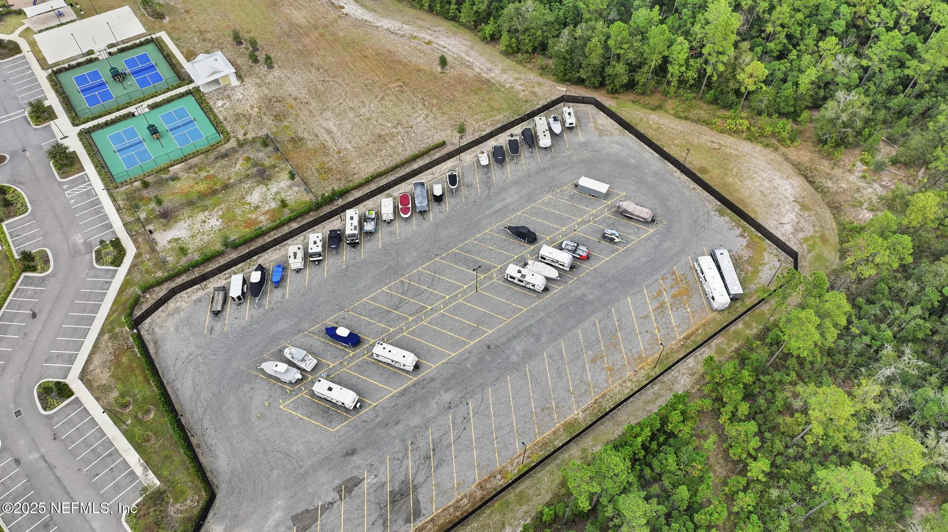 2437 Falling Star Lane Green Cove Springs FL 32043