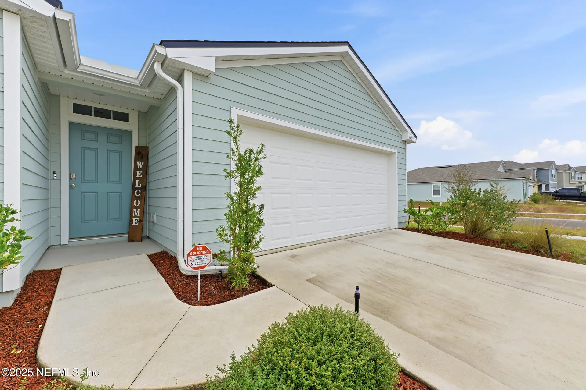 2437 Falling Star Lane Green Cove Springs FL 32043