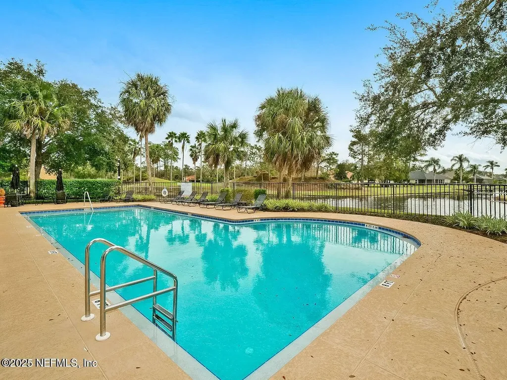 13703 Richmond Park Drive N Jacksonville FL 32224