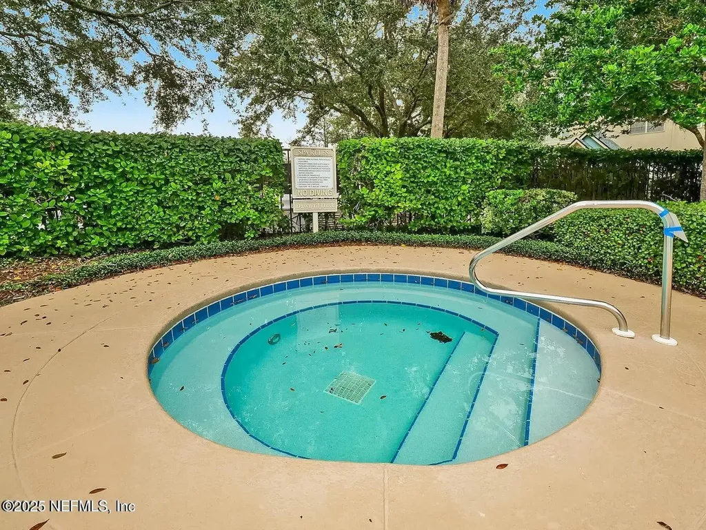 13703 Richmond Park Drive N Jacksonville FL 32224