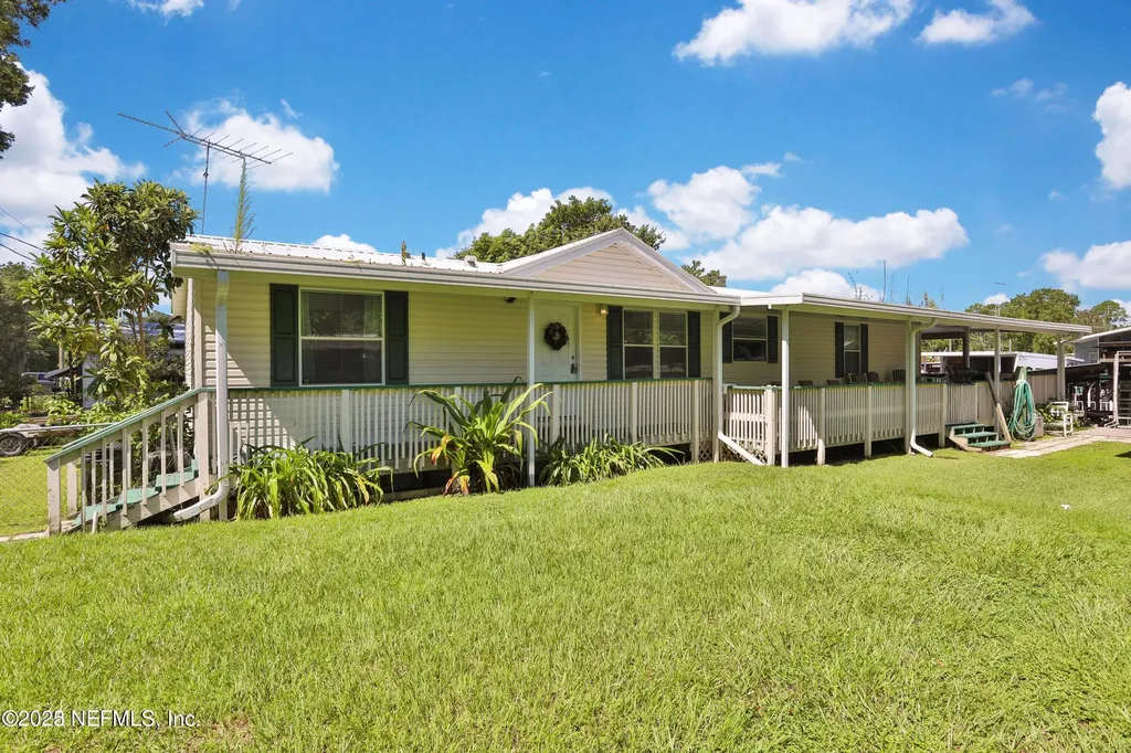 115 Walt Lane Satsuma FL 32189