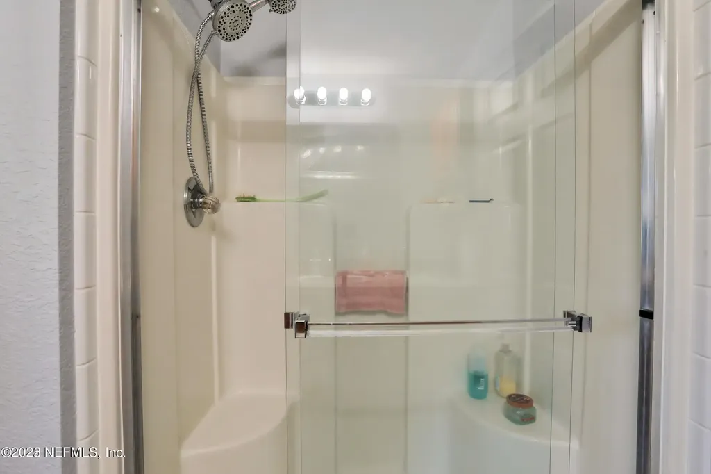 115 Walt Lane Satsuma FL 32189