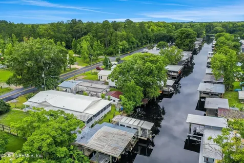 115 Walt Lane Satsuma FL 32189