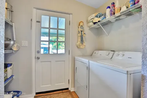 115 Walt Lane Satsuma FL 32189