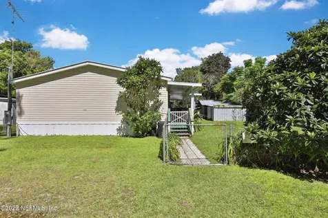 115 Walt Lane Satsuma FL 32189