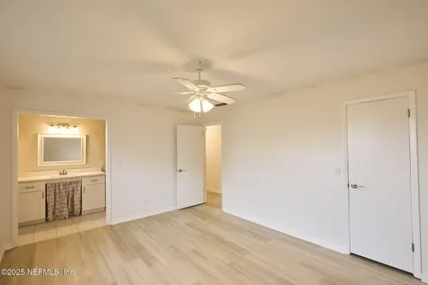 3789 Luth Drive E Jacksonville FL 32250