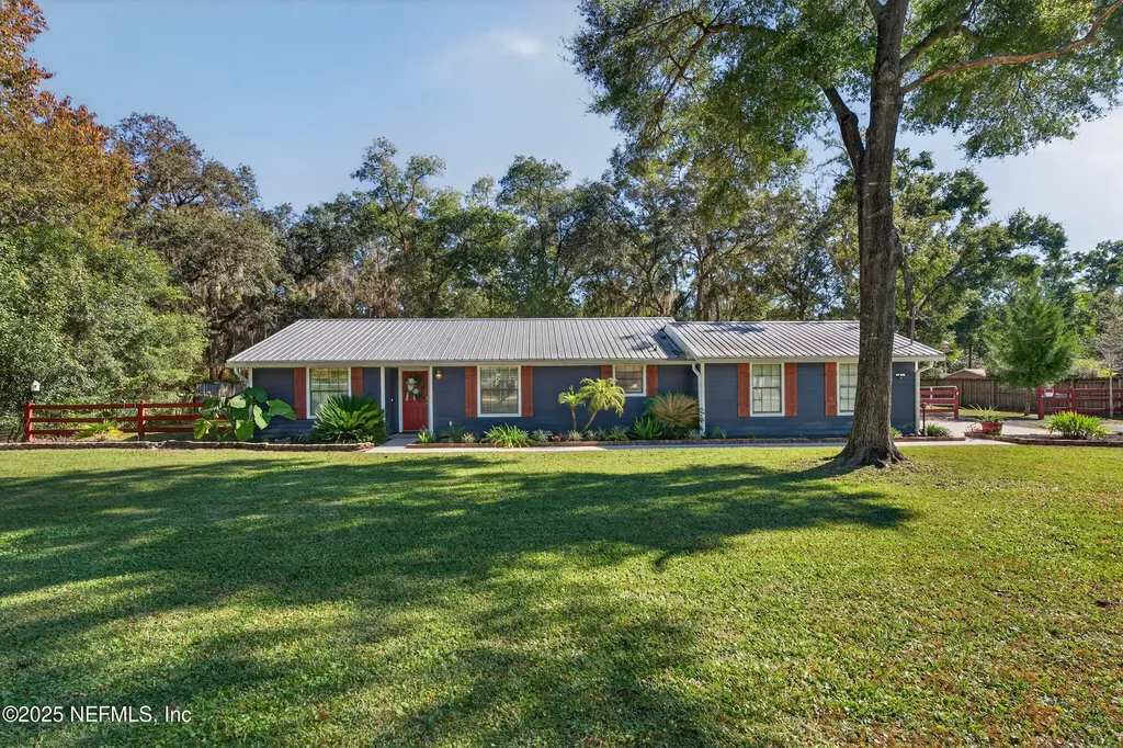 2836 Eagle Point Road Middleburg FL 32068