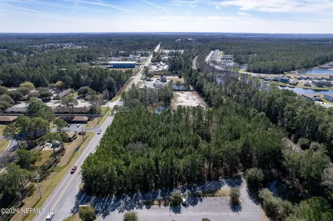 0 Us-17 Yulee FL 32097