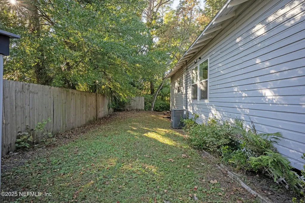 2818 White Avenue Jacksonville FL 32207