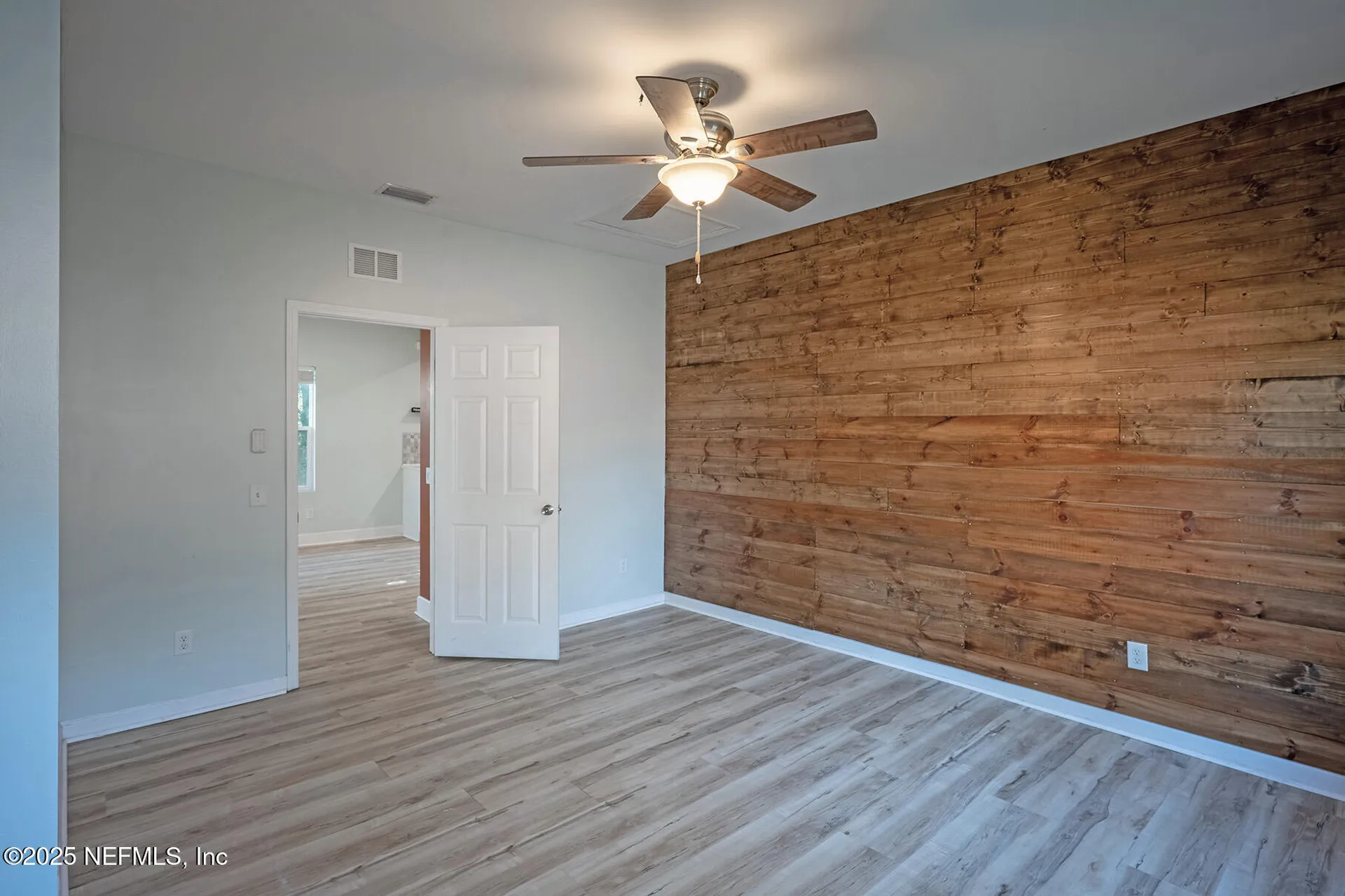 2818 White Avenue Jacksonville FL 32207