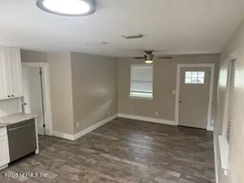 3445 Peach Drive Jacksonville FL 32246