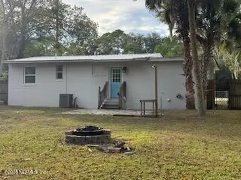 3445 Peach Drive Jacksonville FL 32246