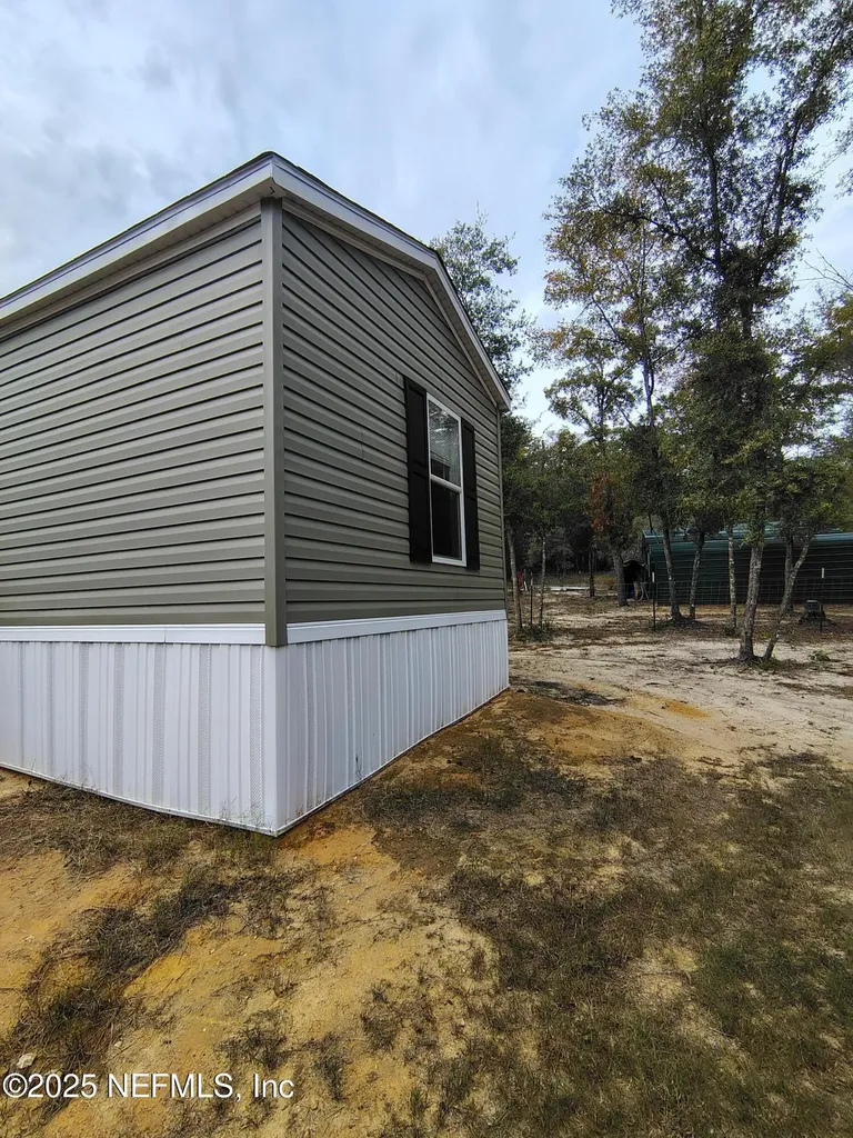 191 Kay Street Interlachen FL 32148