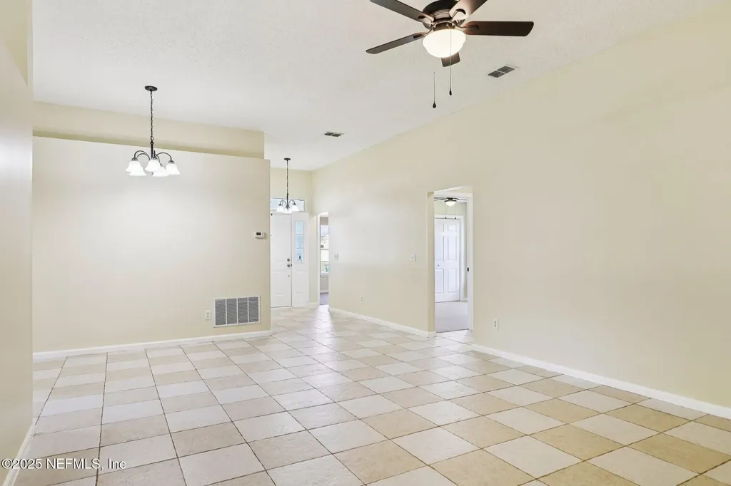 2498 Bentwater Drive W Jacksonville FL 32246
