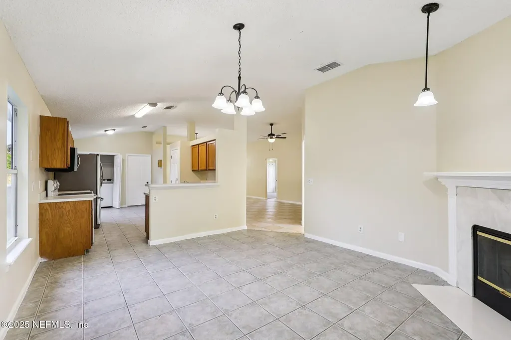 2498 Bentwater Drive W Jacksonville FL 32246