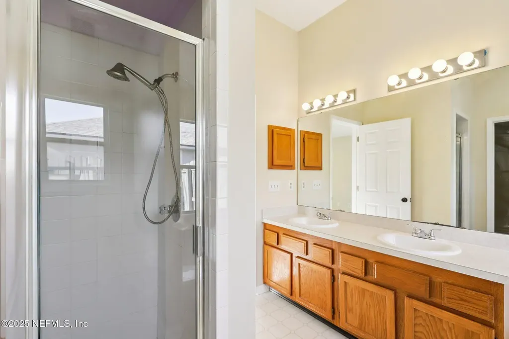 2498 Bentwater Drive W Jacksonville FL 32246