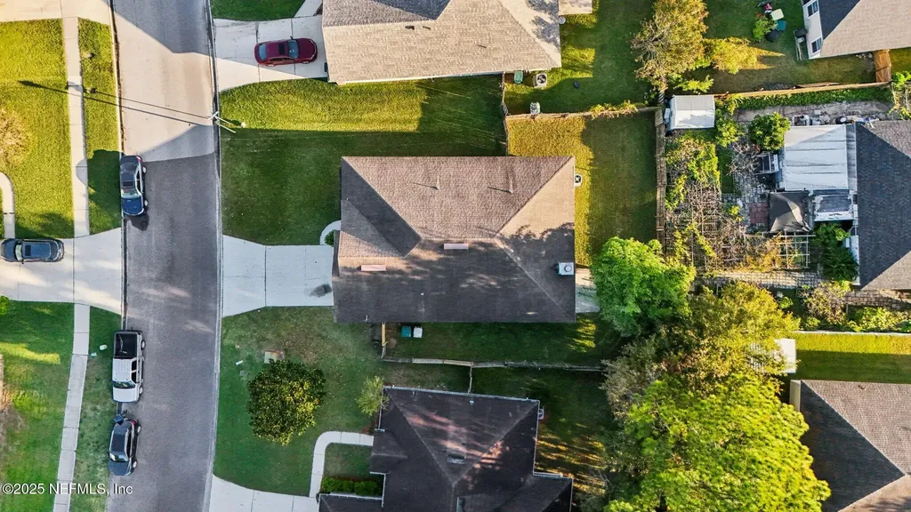 2498 Bentwater Drive W Jacksonville FL 32246