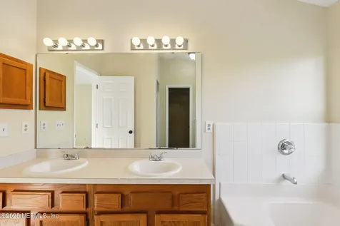 2498 Bentwater Drive W Jacksonville FL 32246