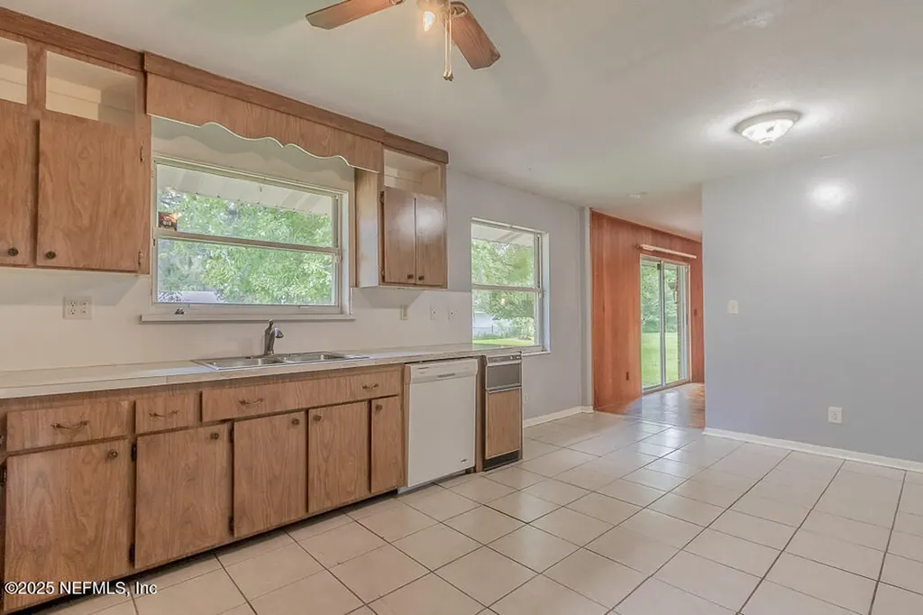 5418 Teakwood Lane Jacksonville FL 32244