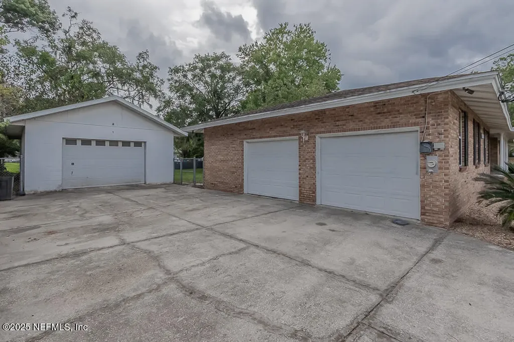 5418 Teakwood Lane Jacksonville FL 32244