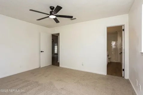 7466 Deepwood Drive N Jacksonville FL 32244