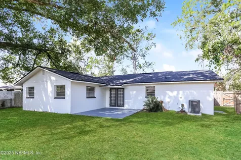 7466 Deepwood Drive N Jacksonville FL 32244