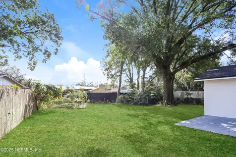 7466 Deepwood Drive N Jacksonville FL 32244