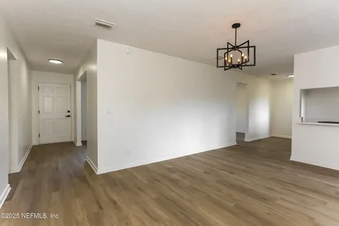 7466 Deepwood Drive N Jacksonville FL 32244