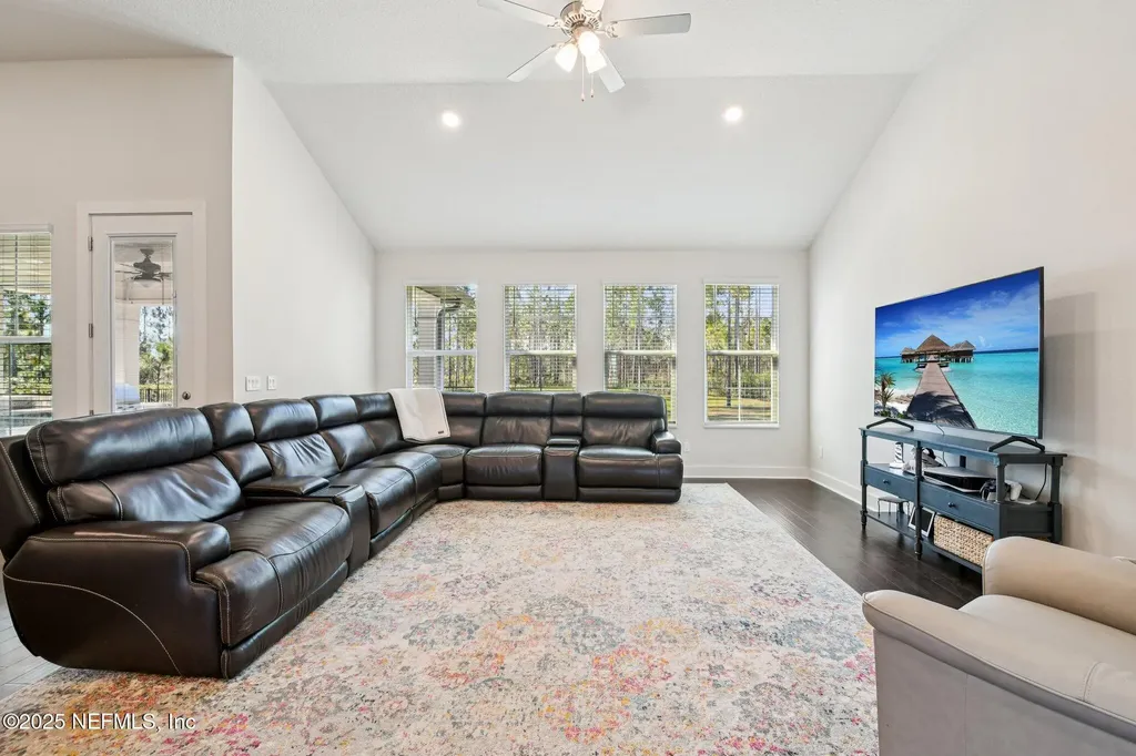 36273 Sugar Court Hilliard FL 32046
