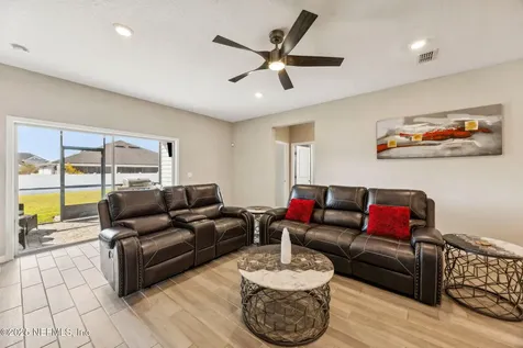 3963 Pondside Court Middleburg FL 32068