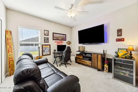 3963 Pondside Court Middleburg FL 32068
