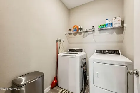 3963 Pondside Court Middleburg FL 32068