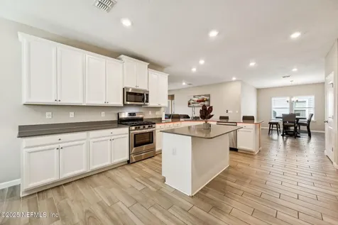 3963 Pondside Court Middleburg FL 32068
