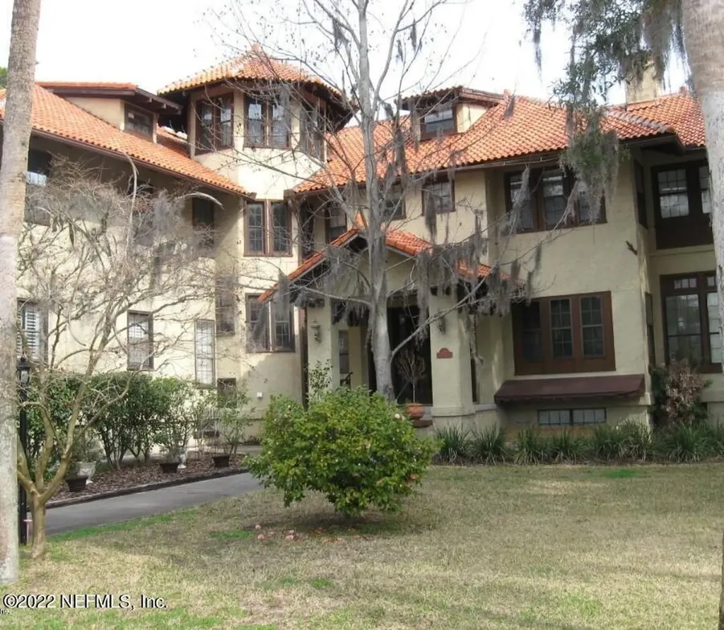 212 Street Johns Avenue Green Cove Springs FL 32043
