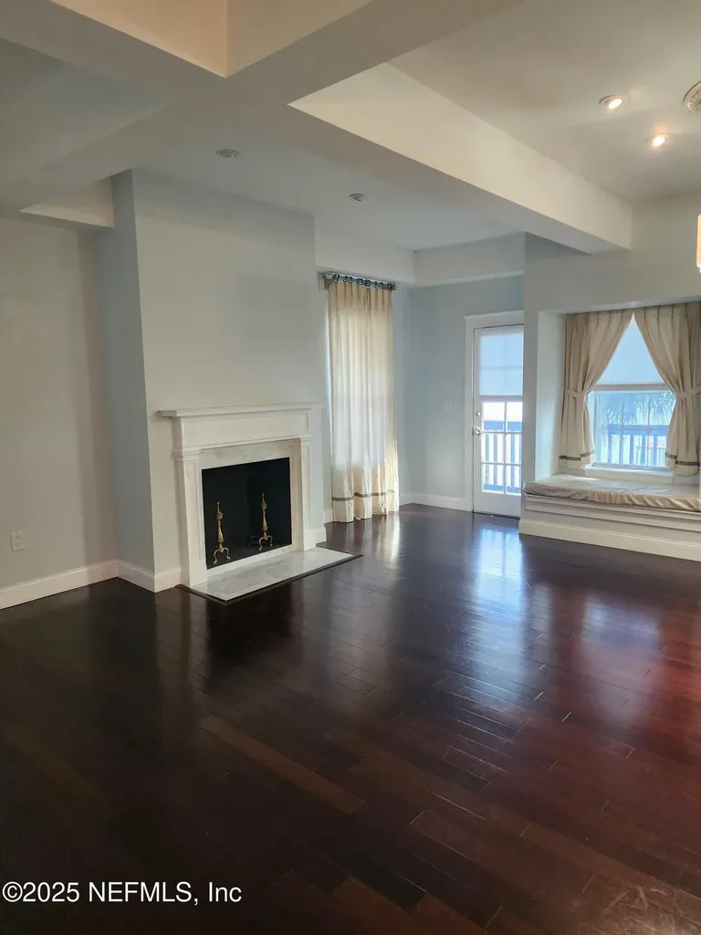 212 Street Johns Avenue Green Cove Springs FL 32043