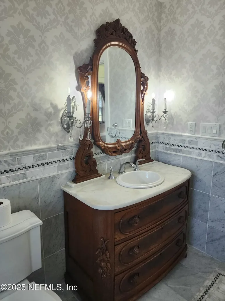 212 Street Johns Avenue Green Cove Springs FL 32043