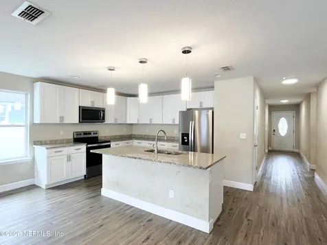 833 Dixon Street Jacksonville FL 32254